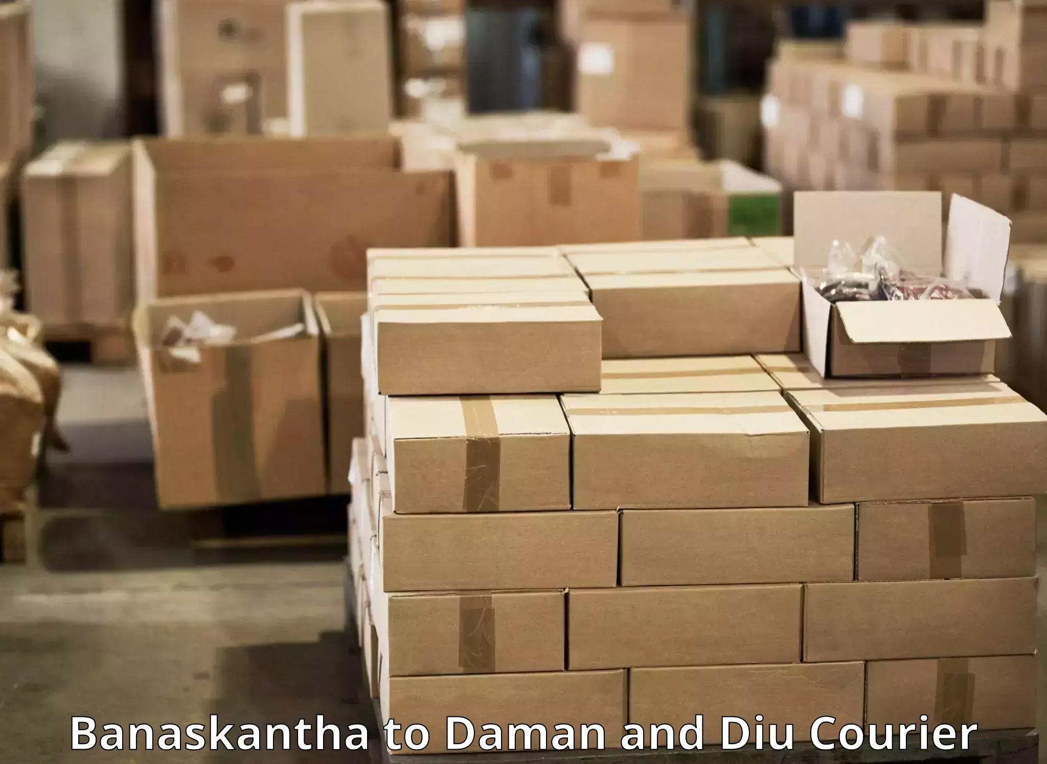 24/7 courier service in Banaskantha to Daman